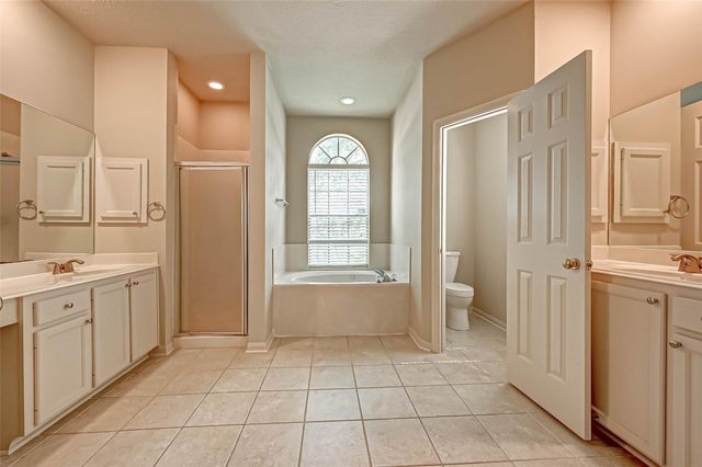 12419 Shadycrest Drive, Houston, TX 77082