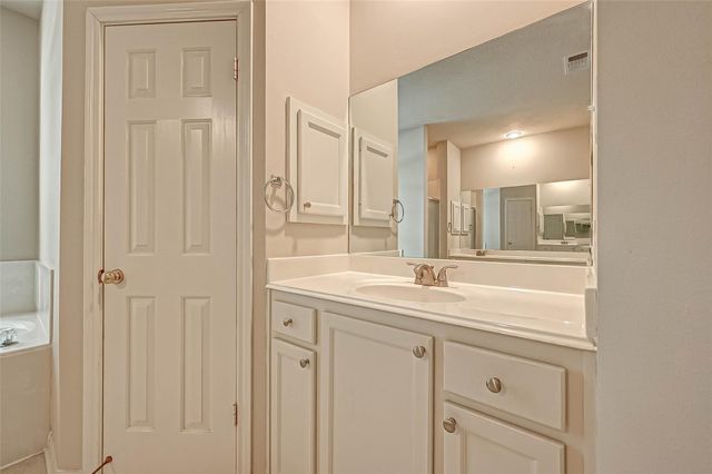 12419 Shadycrest Drive, Houston, TX 77082