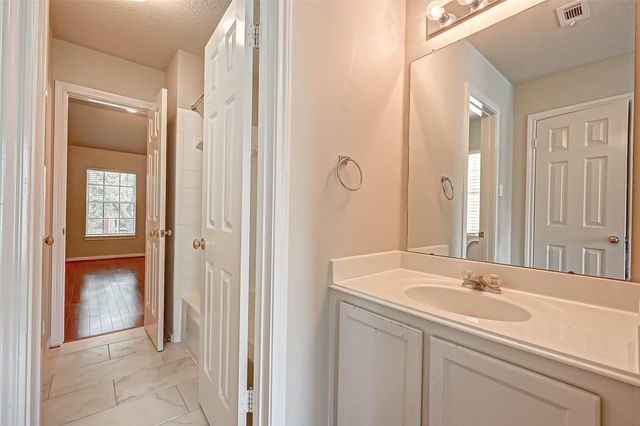 12419 Shadycrest Drive, Houston, TX 77082