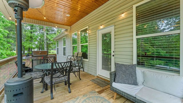 3 Donington Circle, Bella Vista, AR 72714