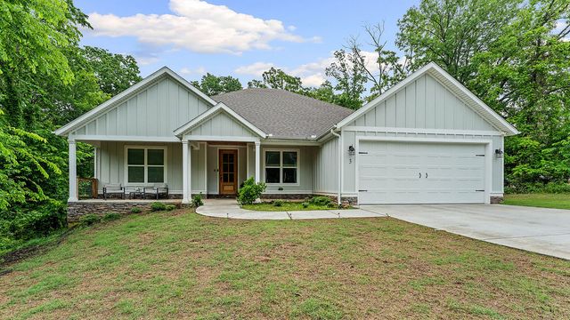 3 Donington Circle, Bella Vista, AR 72714