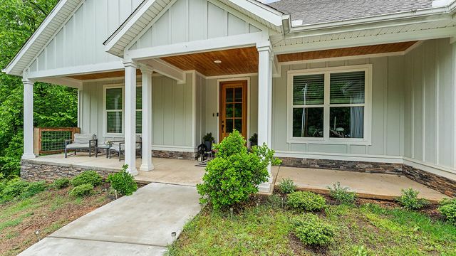 3 Donington Circle, Bella Vista, AR 72714