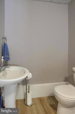 35 S HOFFMAN BLVD, Ashland, PA 17921