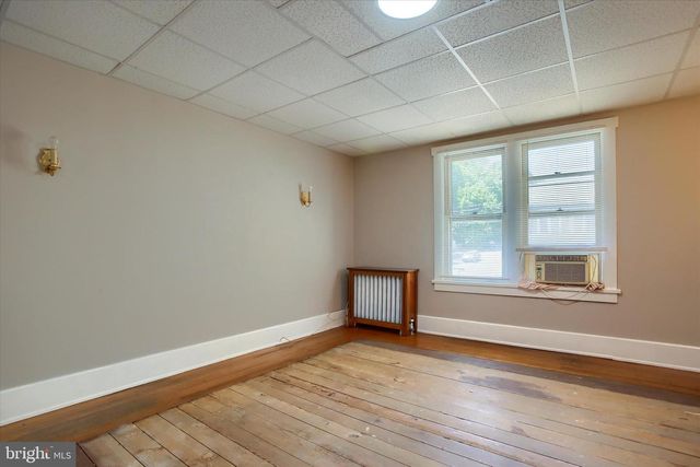 35 S HOFFMAN BLVD, Ashland, PA 17921