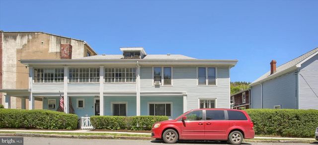35 S HOFFMAN BLVD, Ashland, PA 17921