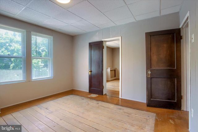 35 S HOFFMAN BLVD, Ashland, PA 17921