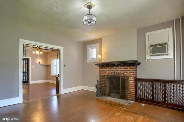 35 S HOFFMAN BLVD, Ashland, PA 17921