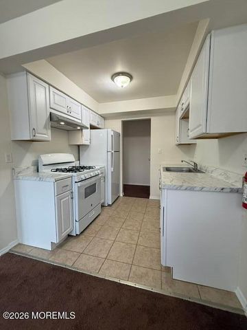 64 Stonehurst Boulevard E, Freehold, NJ 07728