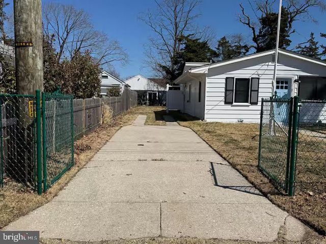 39 BIRCH RD, Villas, NJ 08251
