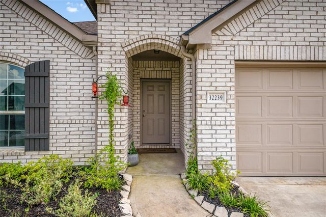 32239 Cedar Crest Drive, Waller, TX 77484