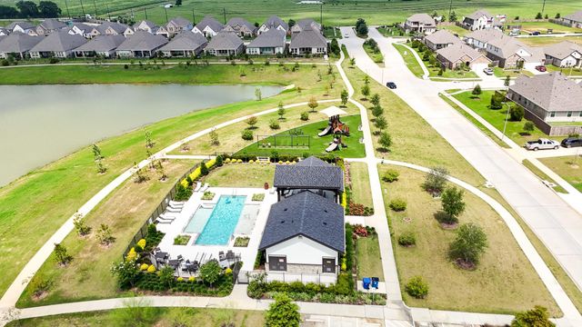 32239 Cedar Crest Drive, Waller, TX 77484