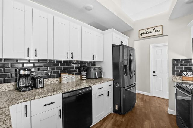 1049 LARKIN ROAD, Spring Hill, FL 34608