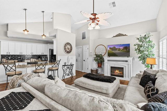 1049 LARKIN ROAD, Spring Hill, FL 34608