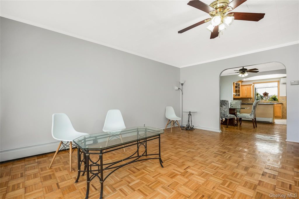 164-36 76th Avenue, Fresh Meadows, NY 11366 — photo 4