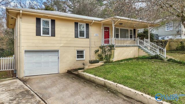 1532 Circle Drive, Guntersville, AL 35976