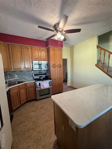 413 W State Street, Union, MO 63084