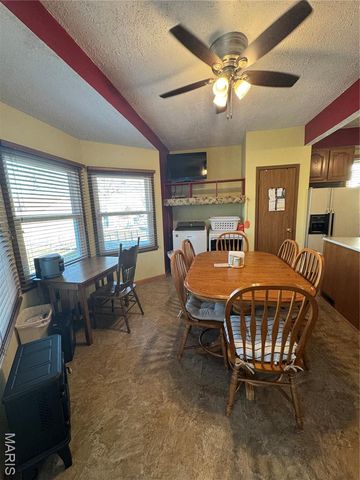 413 W State Street, Union, MO 63084