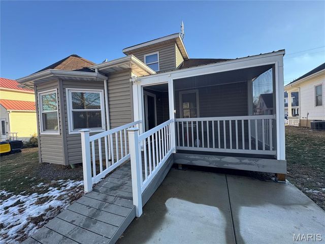 413 W State Street, Union, MO 63084