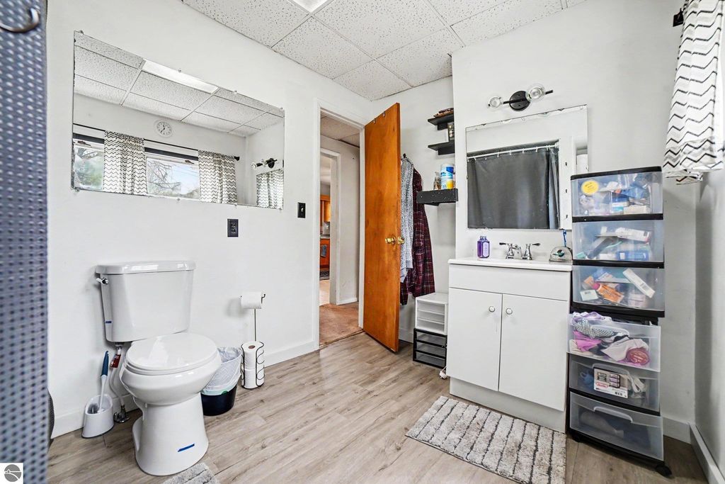 Image 12 of property listing at 133 Allen Avenue, Alma, MI 48801