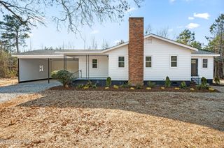 1659 W Darden Road, Clinton, NC 28328