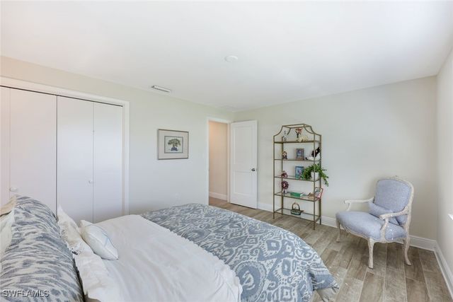 79 Burning Tree DR, Naples, FL 34105