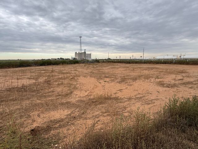 790 US-84, Farwell, TX 79325
