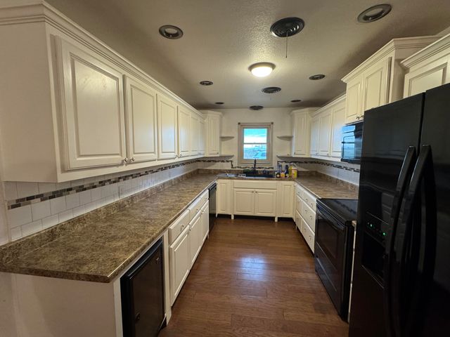 790 US-84, Farwell, TX 79325