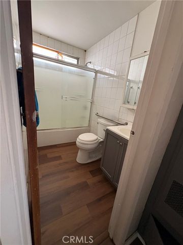 529 S Sydney, East Los Angeles, CA 90022