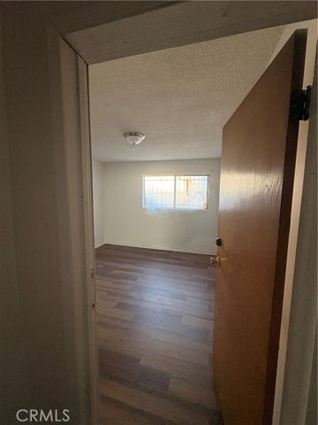 529 S Sydney, East Los Angeles, CA 90022