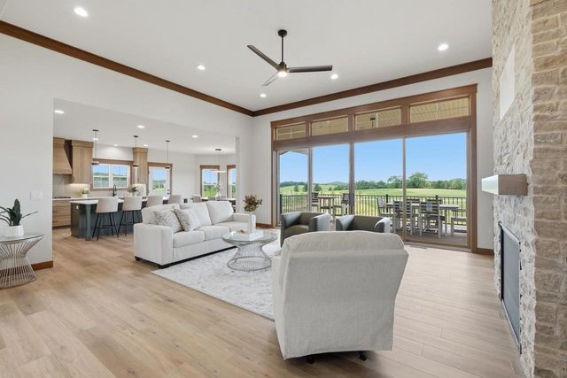 6651 Lucas Lane, Sun Prairie, WI 53598