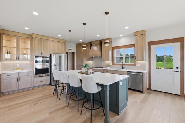 6651 Lucas Lane, Sun Prairie, WI 53598