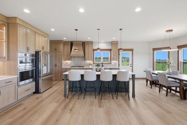 6651 Lucas Lane, Sun Prairie, WI 53598