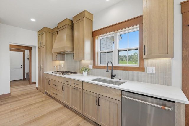 6651 Lucas Lane, Sun Prairie, WI 53598