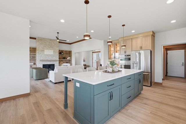 6651 Lucas Lane, Sun Prairie, WI 53598