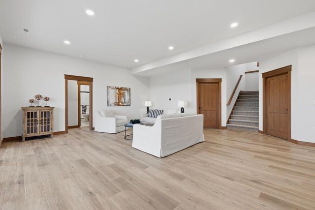 6651 Lucas Lane, Sun Prairie, WI 53598