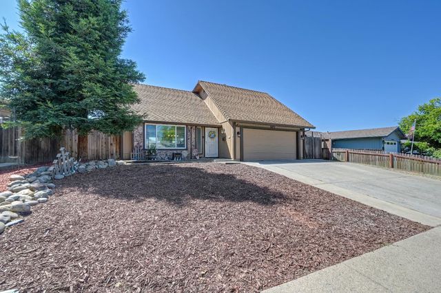 5673 Mesa Verde Cir, Rocklin, CA 95677