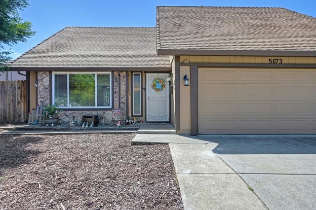 5673 Mesa Verde Cir, Rocklin, CA 95677