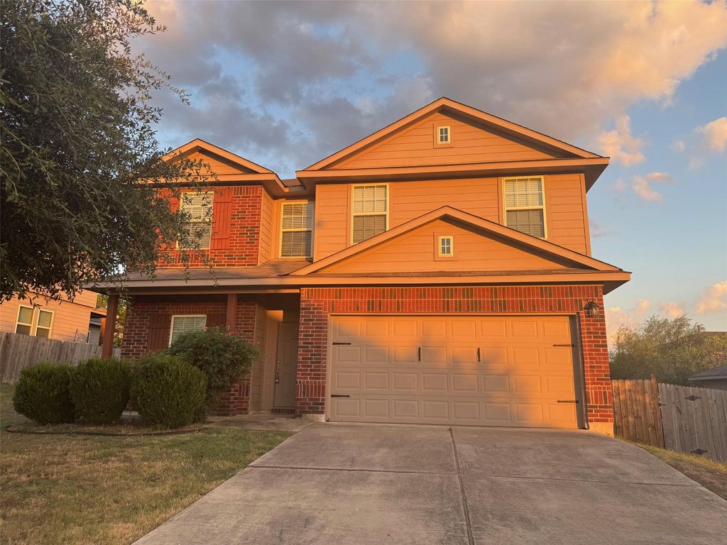 117 Kemah DR, Kyle, TX 78640