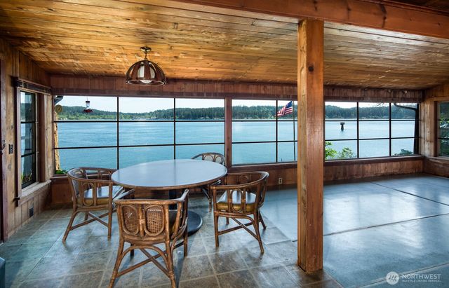 6069 Watauga Beach Drive E, Port Orchard, WA 98366