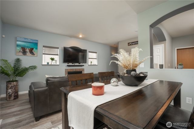 12523 63rd Avenue E, Puyallup, WA 98373