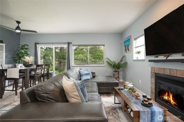 12523 63rd Avenue E, Puyallup, WA 98373