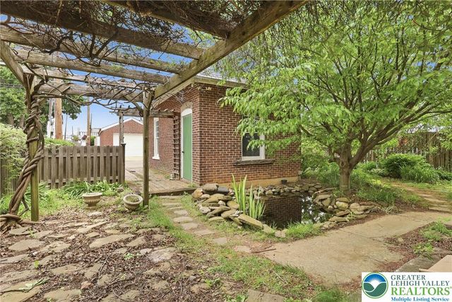 909 North 19th Street, Allentown City, PA 18104