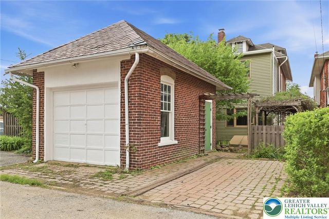 909 North 19th Street, Allentown City, PA 18104