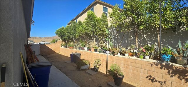 8221 Muir Lane, Riverside, CA 92507