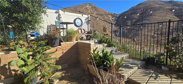 8221 Muir Lane, Riverside, CA 92507
