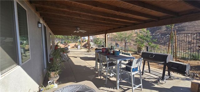 8221 Muir Lane, Riverside, CA 92507