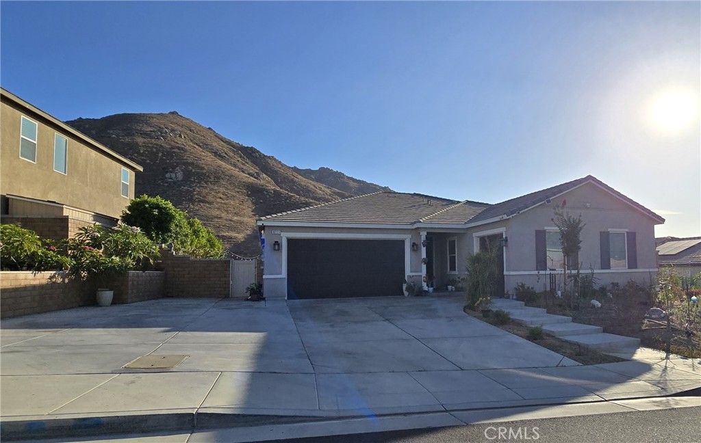 8221 Muir Lane, Riverside, CA 92507