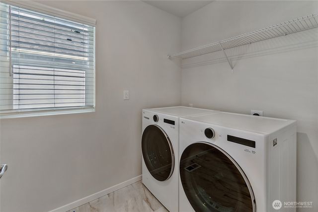 18221 37th Avenue Ct E, Tacoma, WA 98446