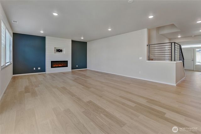 18221 37th Avenue Ct E, Tacoma, WA 98446