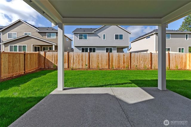 18221 37th Avenue Ct E, Tacoma, WA 98446